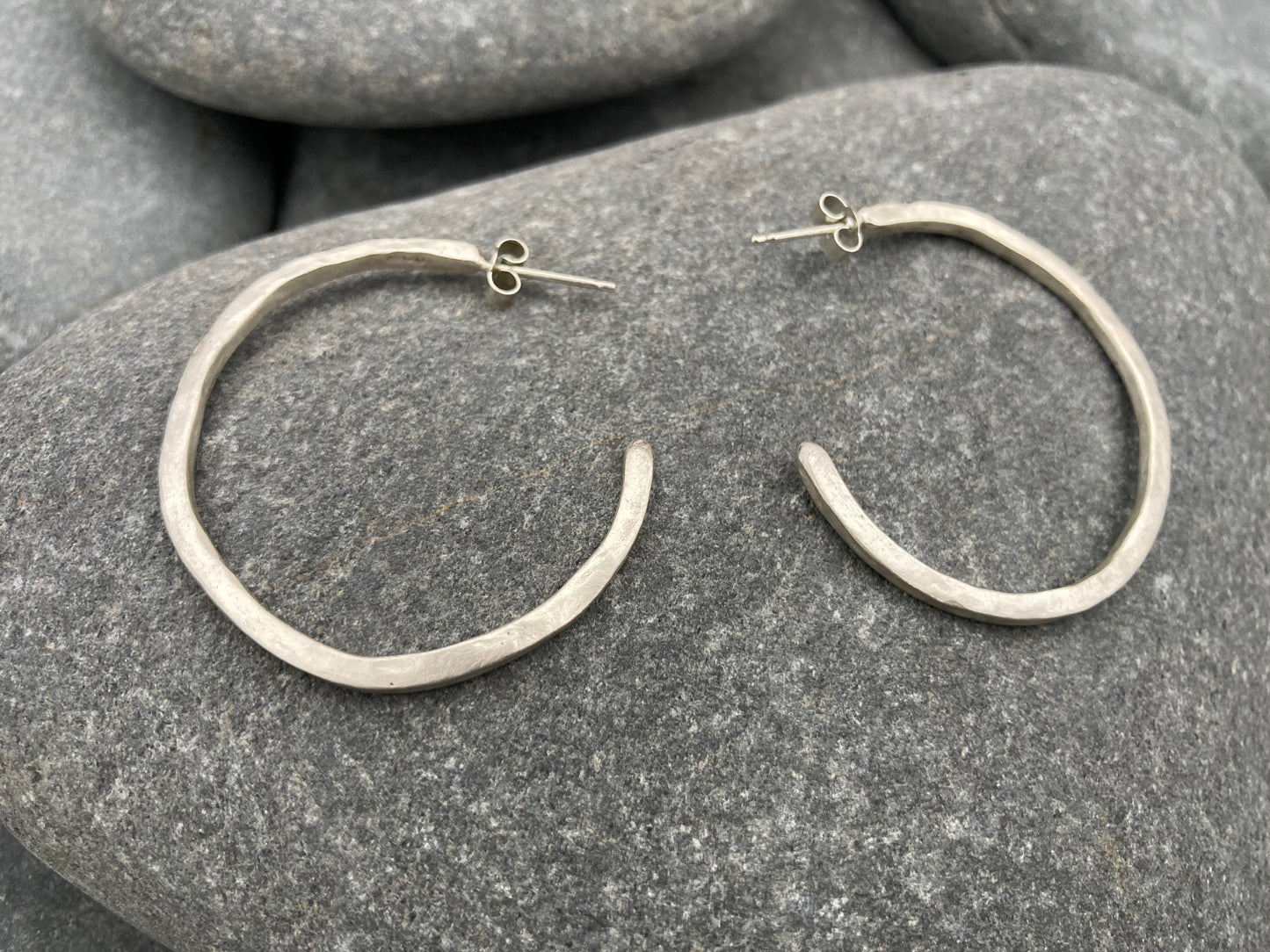 Dalr Hammered Hoops - Large